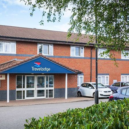 Travelodge Milton Keynes Old Stratford Exterior foto