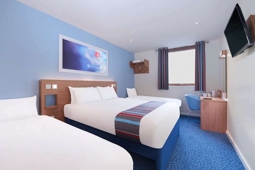 Travelodge Milton Keynes Old Stratford Habitación foto